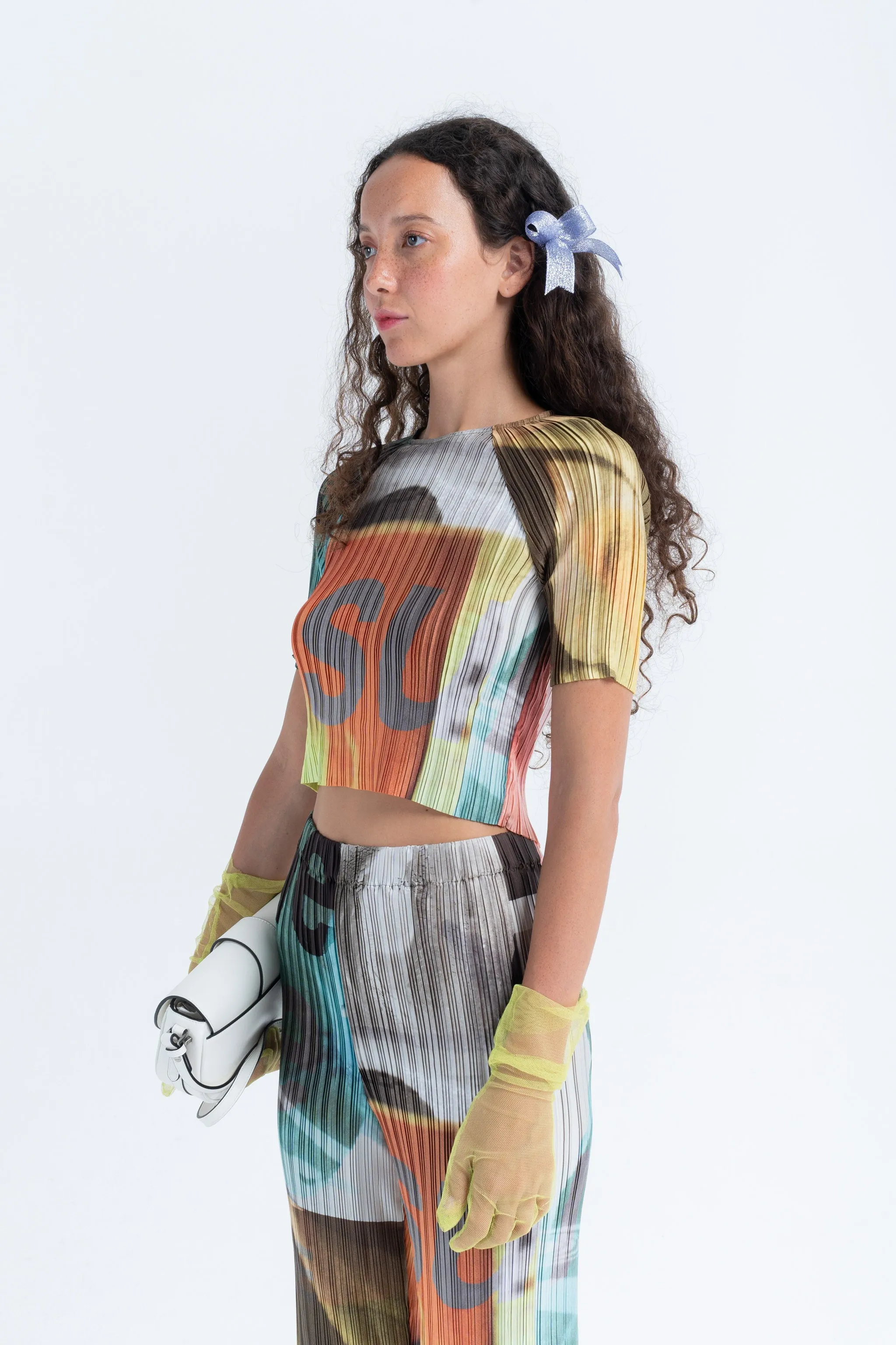 Box Pleat Raglan Tee in Pleasure