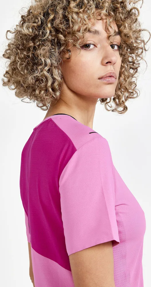 Craft Women&#x27;s Pro Hypervent Short Sleeve Tee Camelia-Roxo | Buy Craft Women&#x27;s Pro Hypervent Short Sleeve Tee Camelia-Roxo here | Outnorth