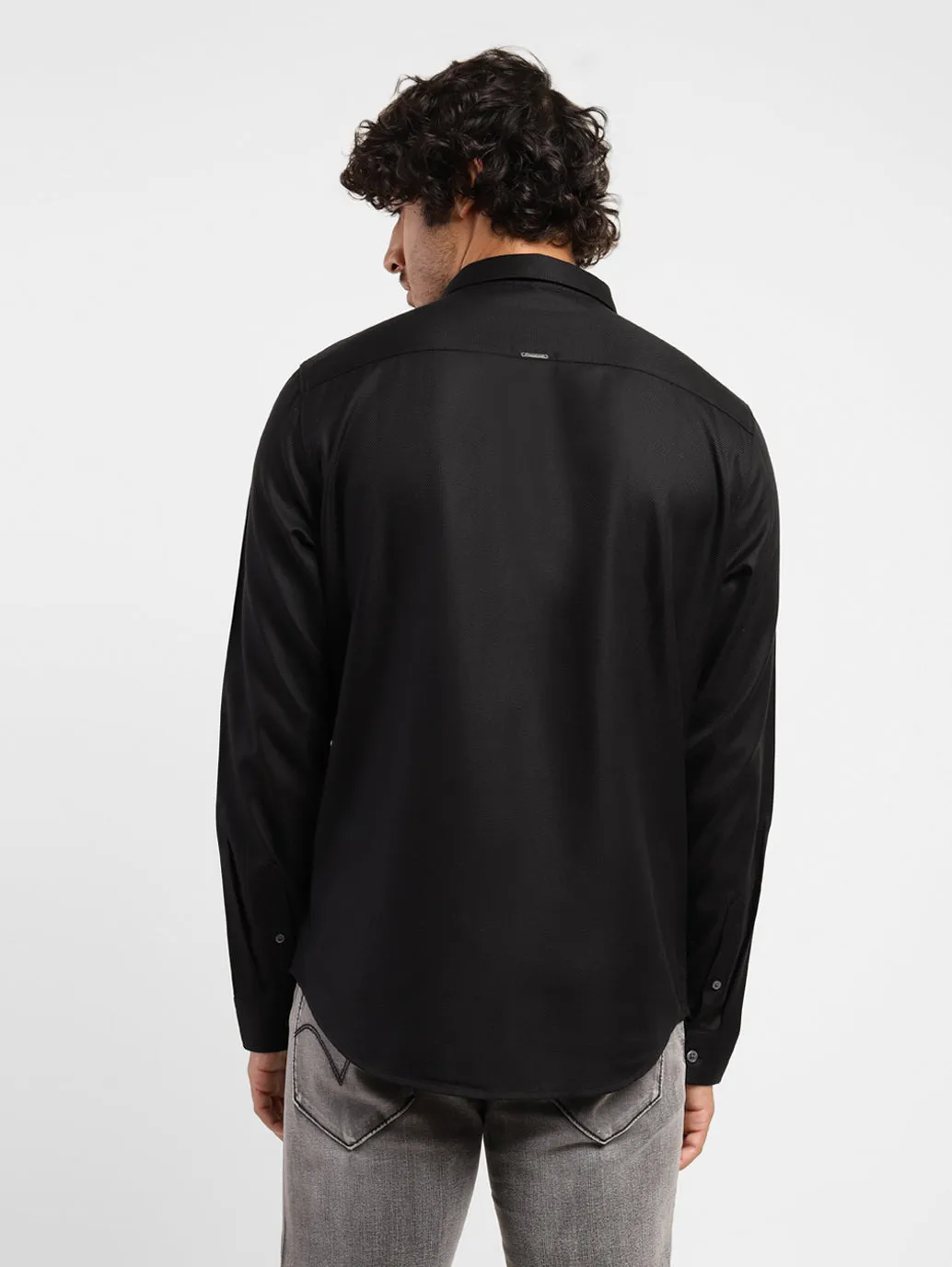 Men's Solid Spread Collar Shirt