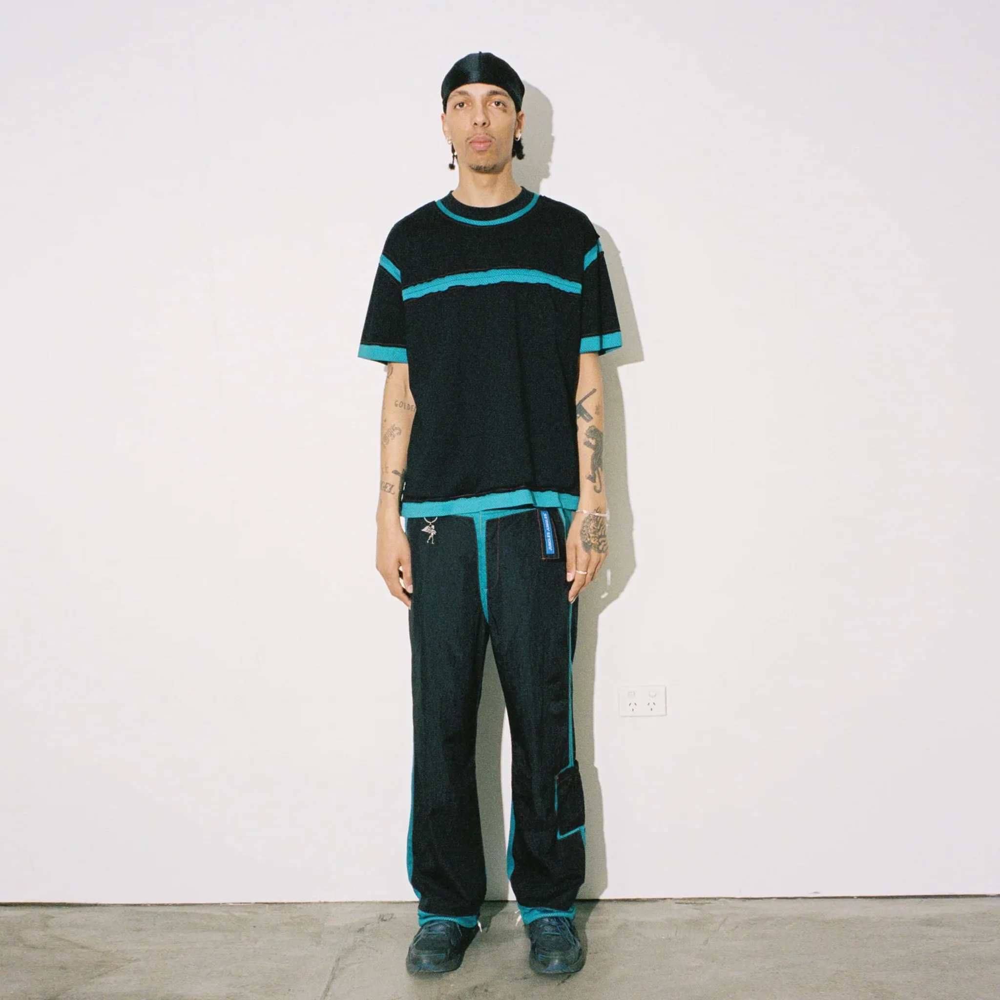 PANEL MESH TEE