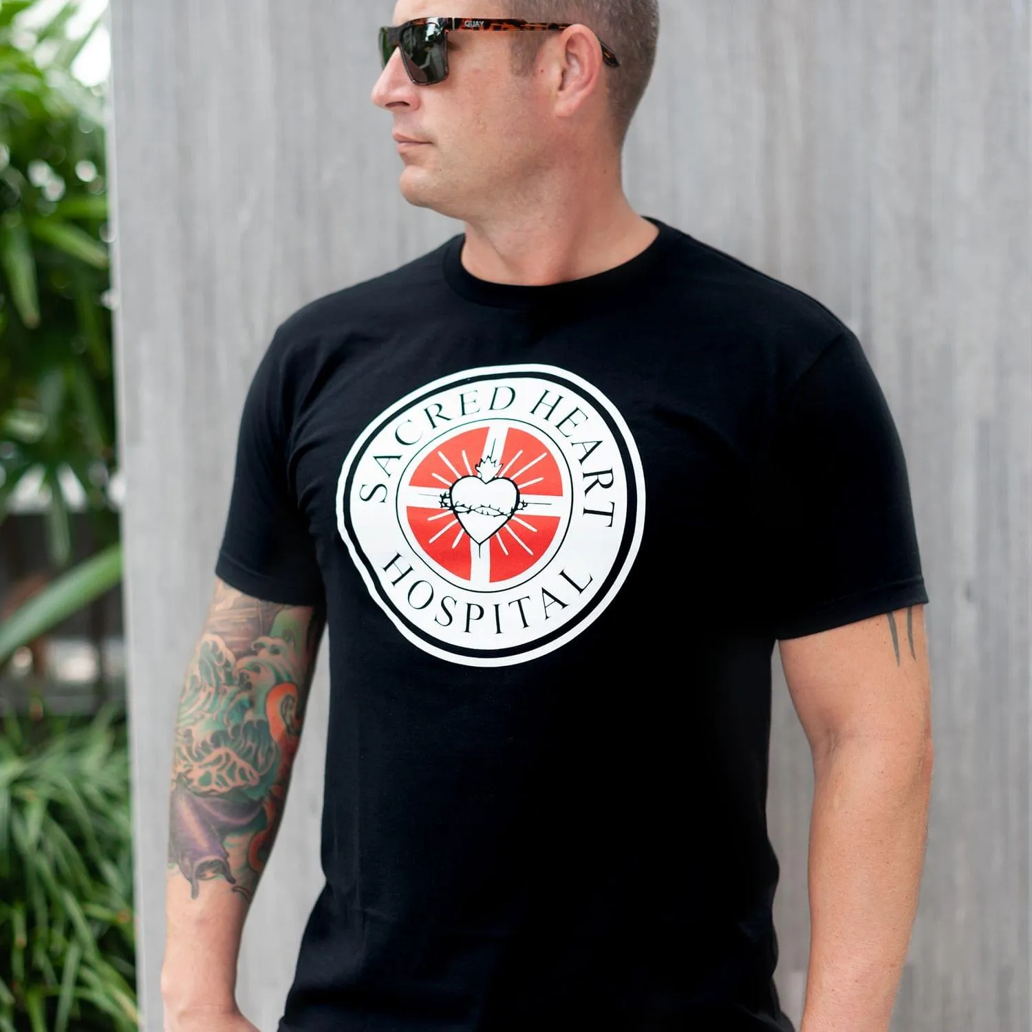 Scrubs "Sacred Heart Hospital" Men's Black T-Shirt