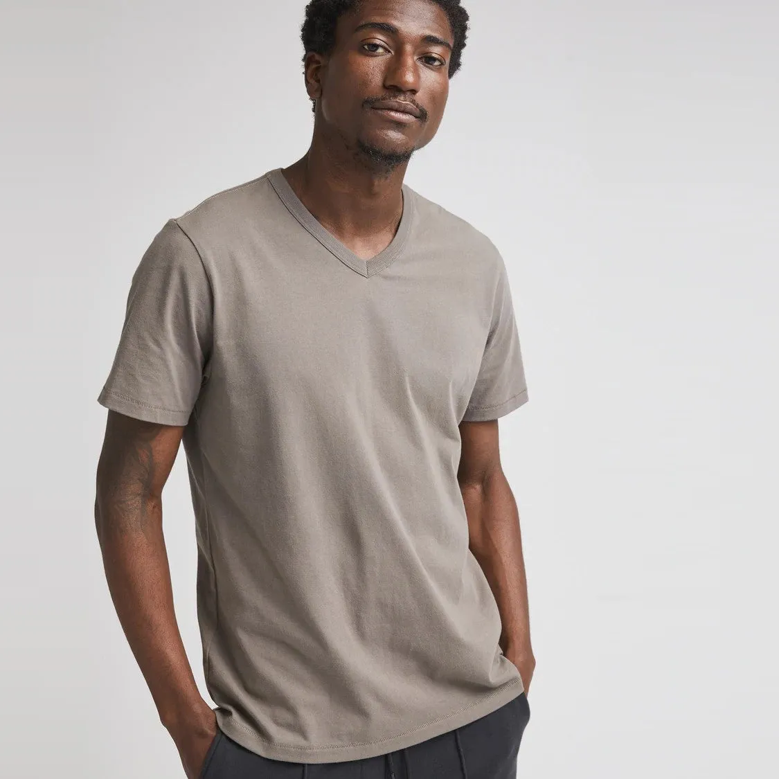 Weighted Organic Cotton V-Neck Tee (Gunmetal)