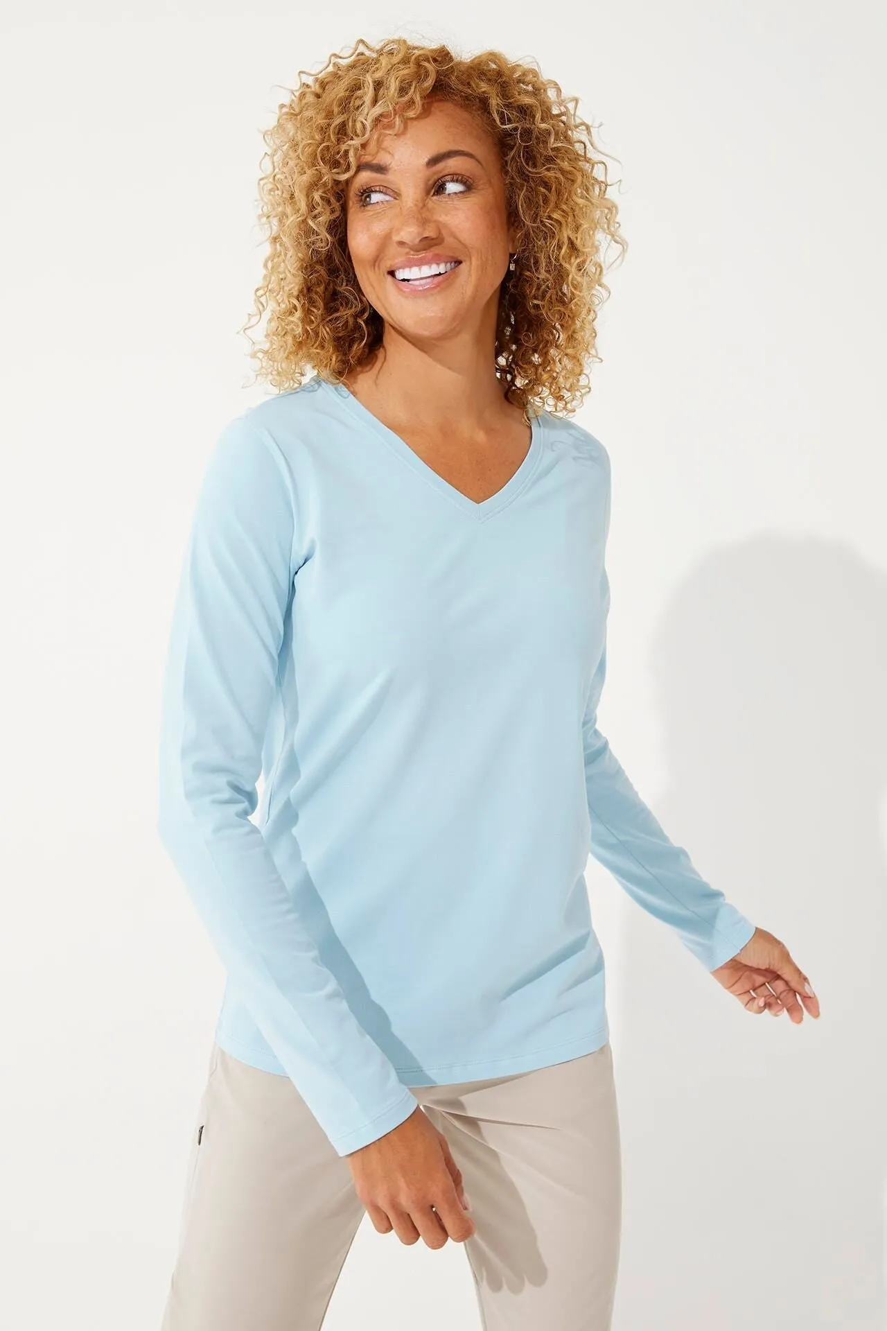 Women's Morada Everyday Long Sleeve V-Neck T-Shirt | Light Blue Heather